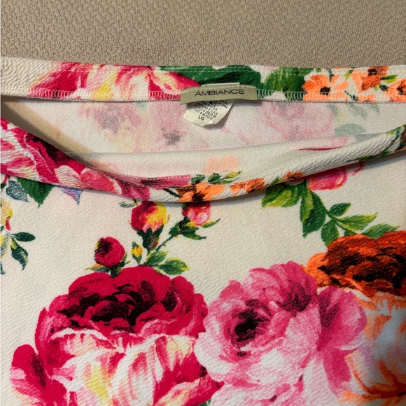 Skirt - Picture 2 of 3